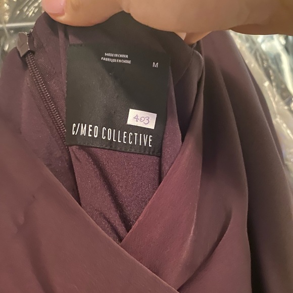 Long purple dress medium - Picture 2 of 7